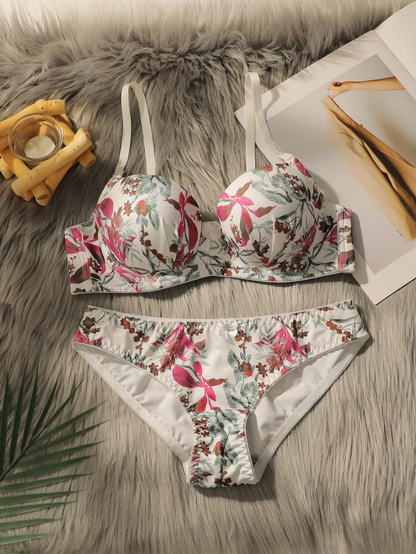 Combo Of 6 Bra & panties Sets imported